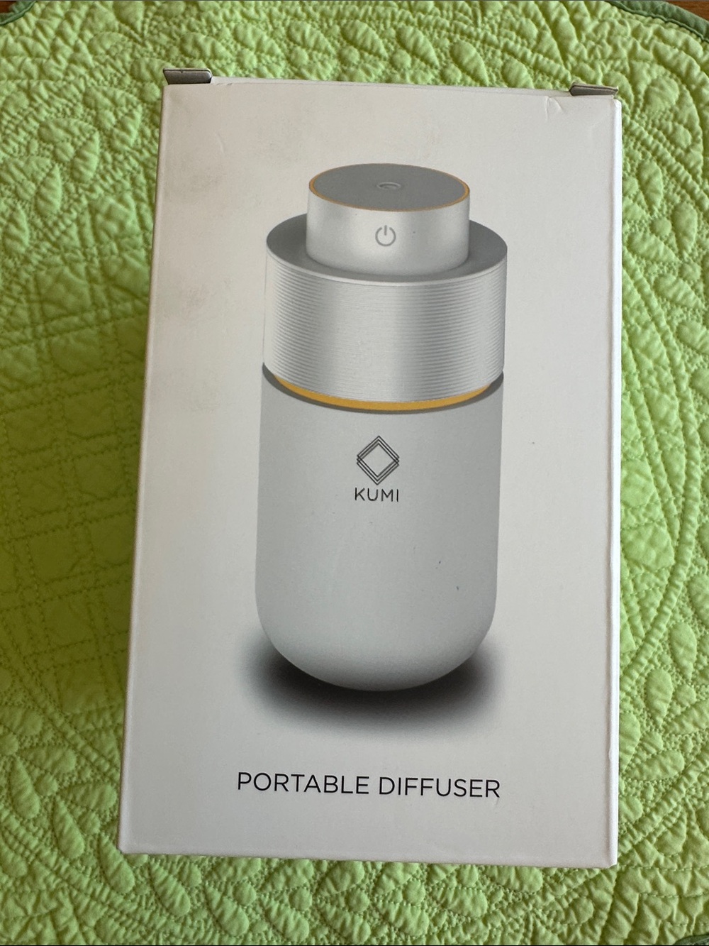 KUMI portable black diffuser